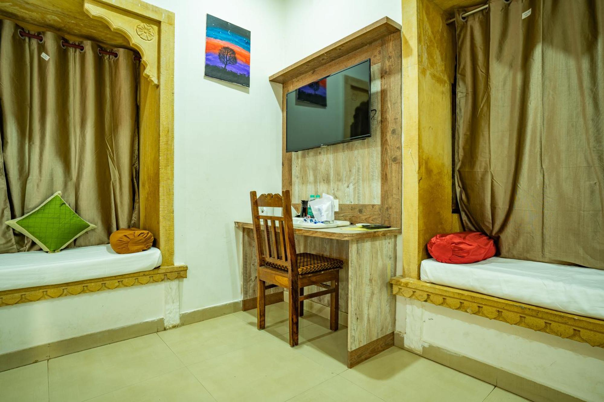 Hotel Marina Mahal With Swimming Pool Jaisalmer Esterno foto