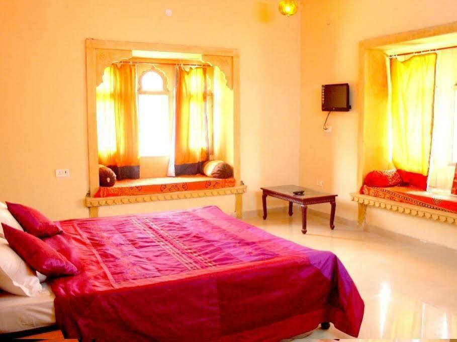 Hotel Marina Mahal With Swimming Pool Jaisalmer Esterno foto